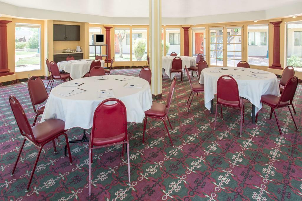 Dobson Ranch Inn Меса Екстериор снимка